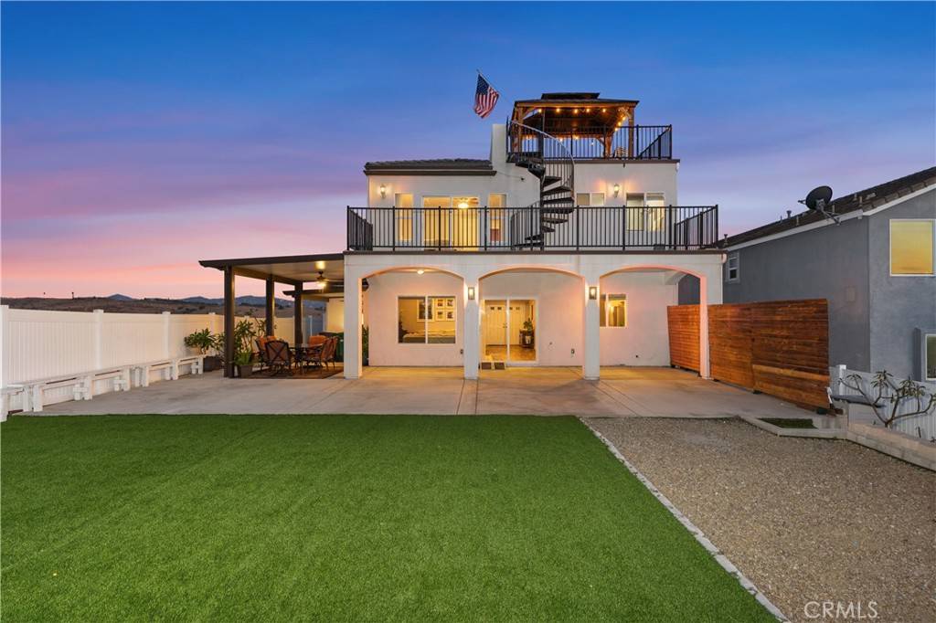 Riverside, CA 92503,13104 Via Alia