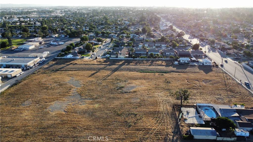 Fontana, CA 92335,0 San Bernardino AVE