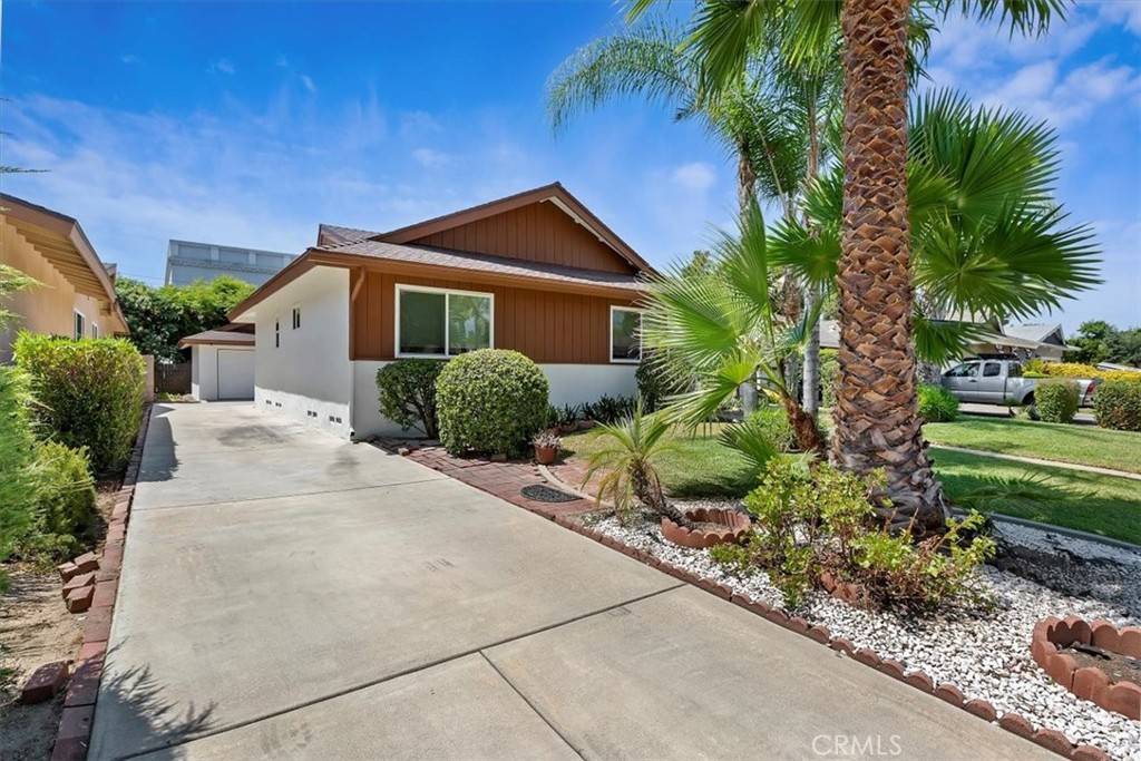 La Verne, CA 91750,2522 8th ST