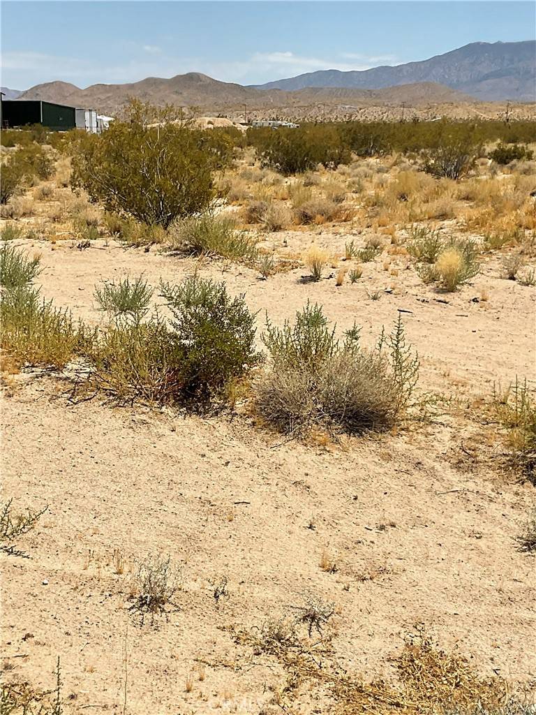 Lucerne Valley, CA 92371,0 Oakdale Avenue RD