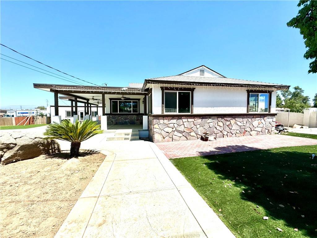 Perris, CA 92570,21740 Elmwood ST