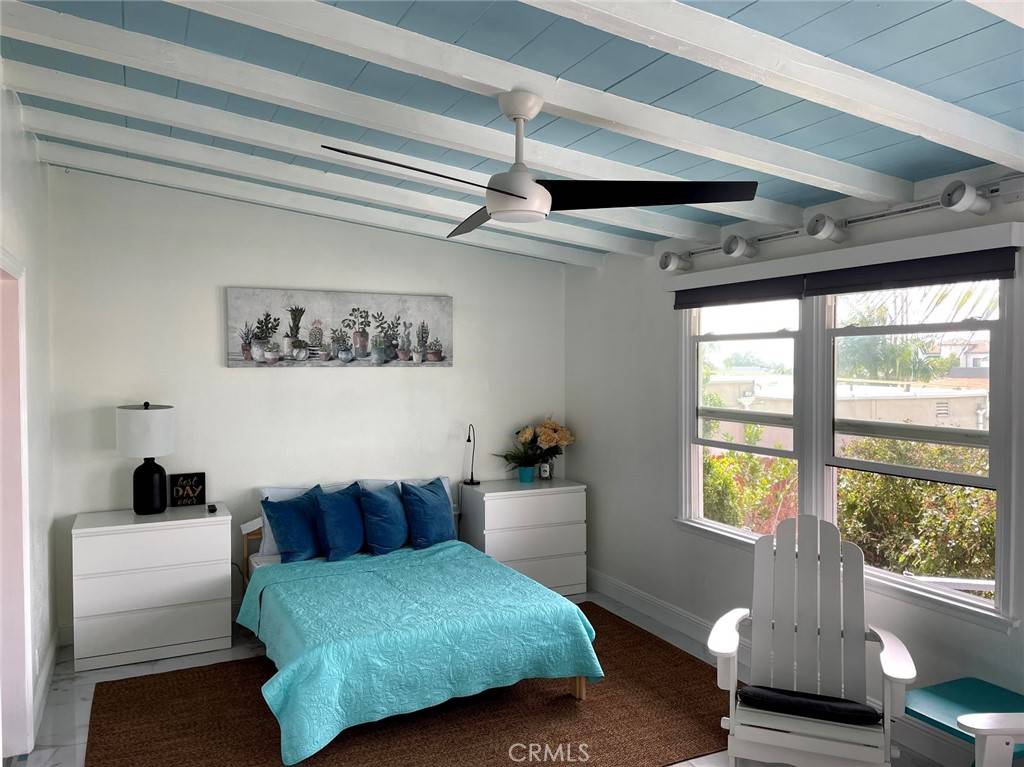 San Clemente, CA 92672,2323 S El Camino Real