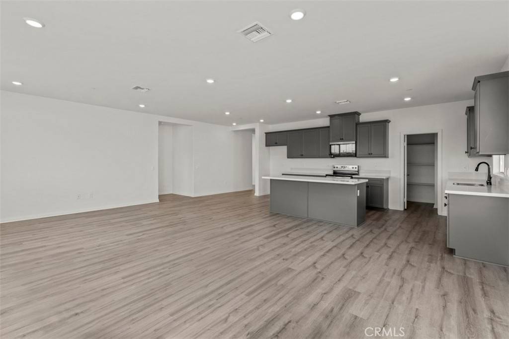 Homeland, CA 92548,25874 Calamity LN