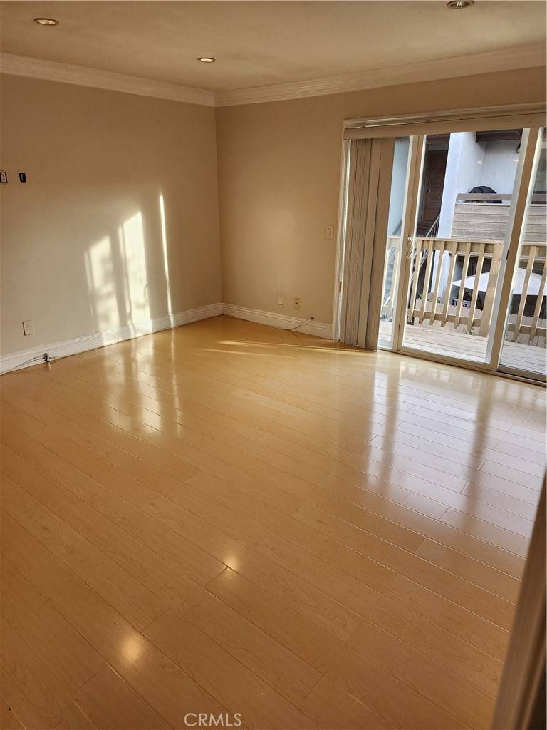 Santa Ana, CA 92704,2521 W Sunflower AVE W #T2