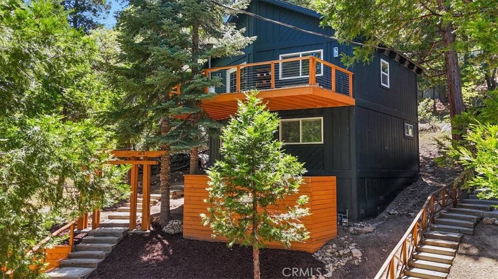 Rimforest, CA 92378,1180 Scenic WAY