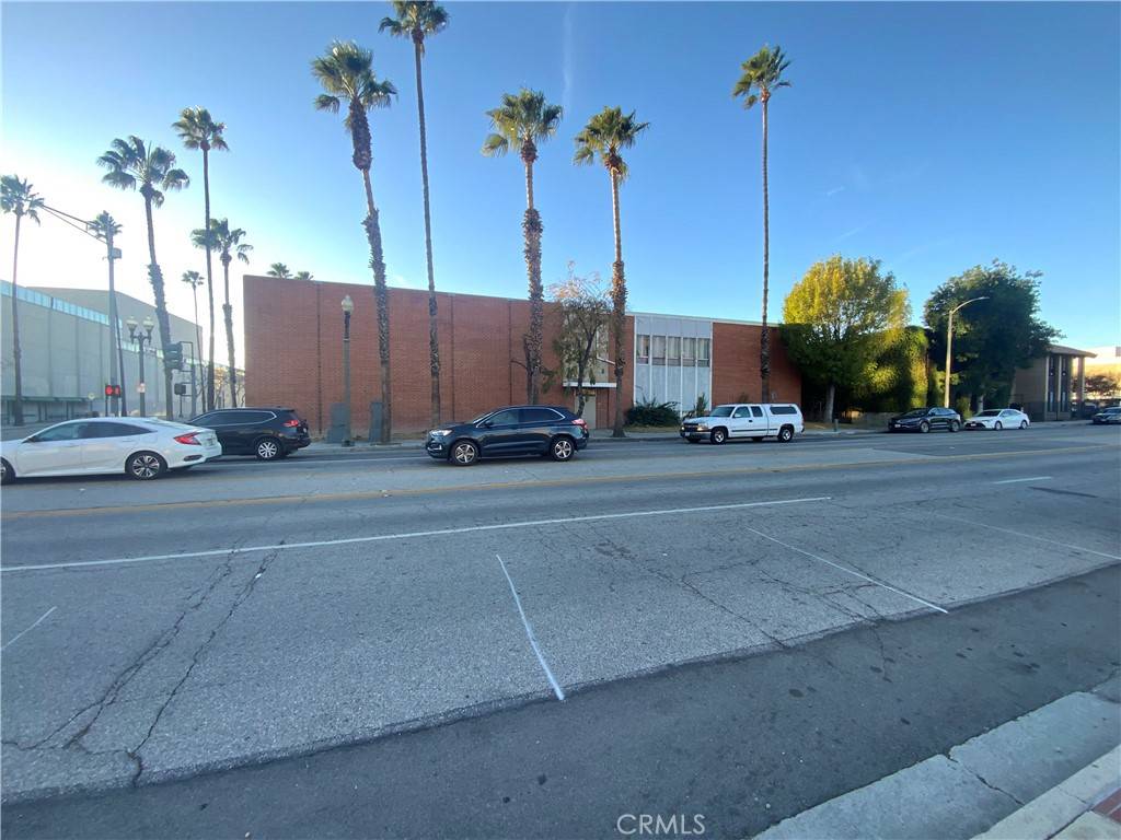 San Bernardino, CA 92401,310 W 4th ST