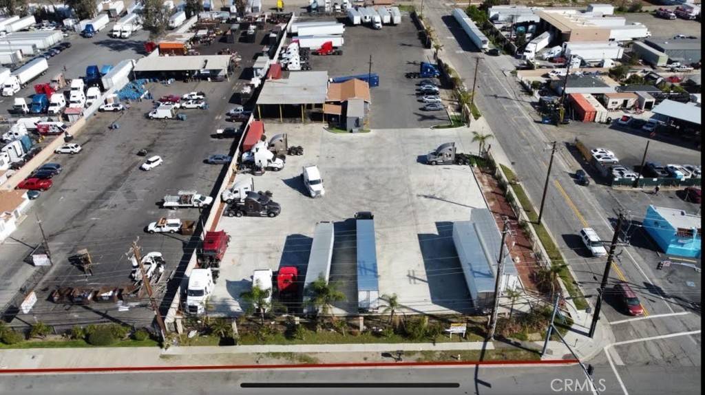 Fontana, CA 92335,15082 Valley BLVD
