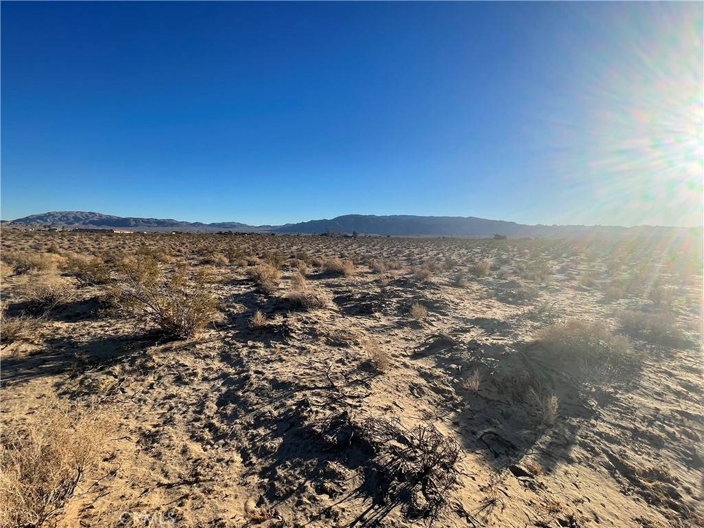 29 Palms, CA 92277,0 Valle Vista RD