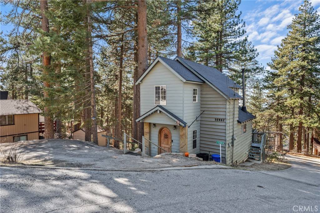 Running Springs, CA 92382,30862 Live Oak DR