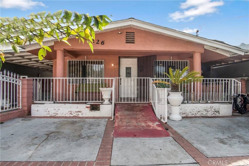 Los Angeles, CA 90042,226 S Avenue 64