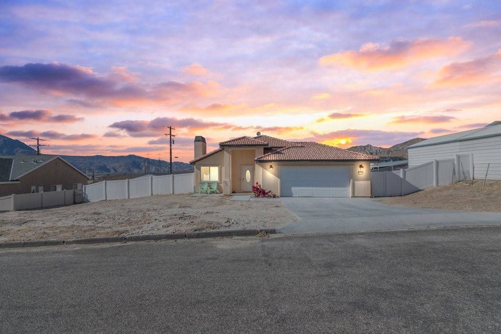 Whitewater, CA 92282,12905 Danbury ST
