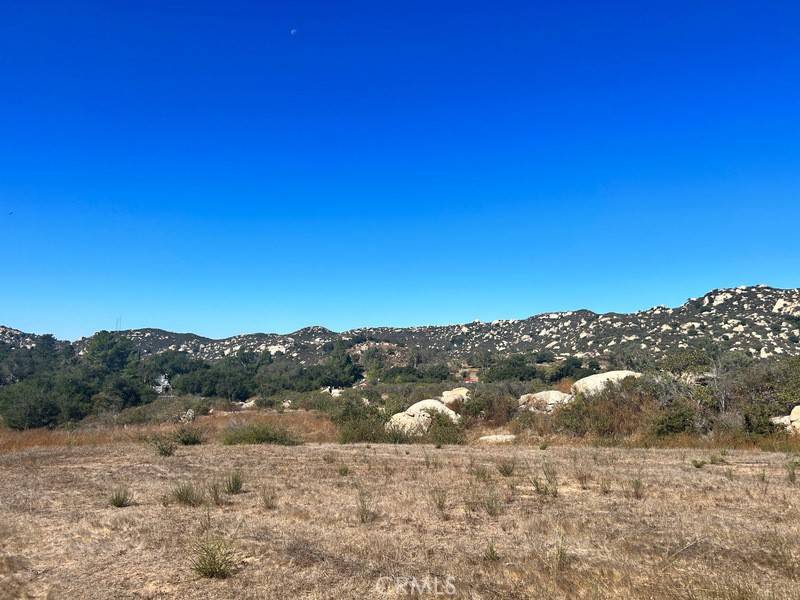 Fallbrook, CA 92028,0 Rainbow Heights RD
