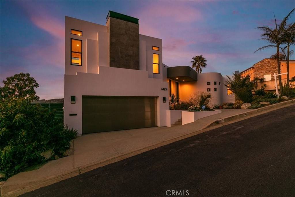 Laguna Beach, CA 92651,1425 Skyline DR