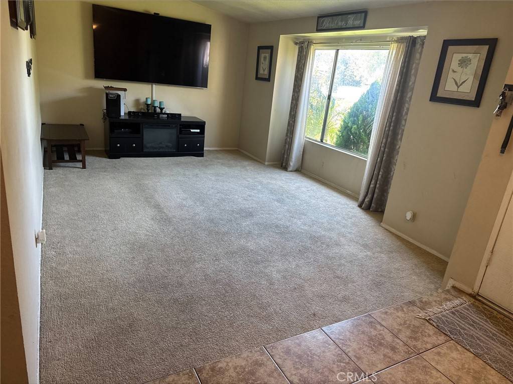 Rialto, CA 92376,1687 N Fillmore AVE