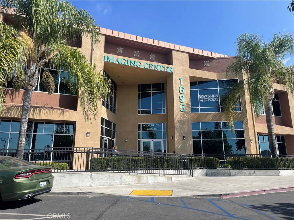 San Jacinto, CA 92583,1695 S San Jacinto AVE #N