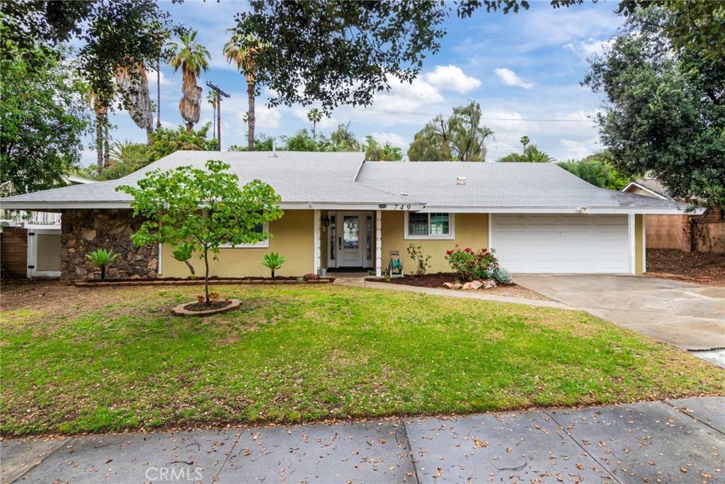 Riverside, CA 92507,749 Apache TRL
