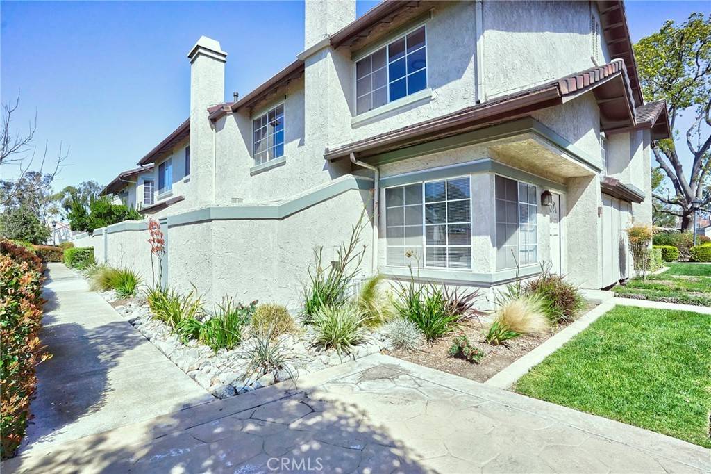 Irvine, CA 92612,28 Columbia #18