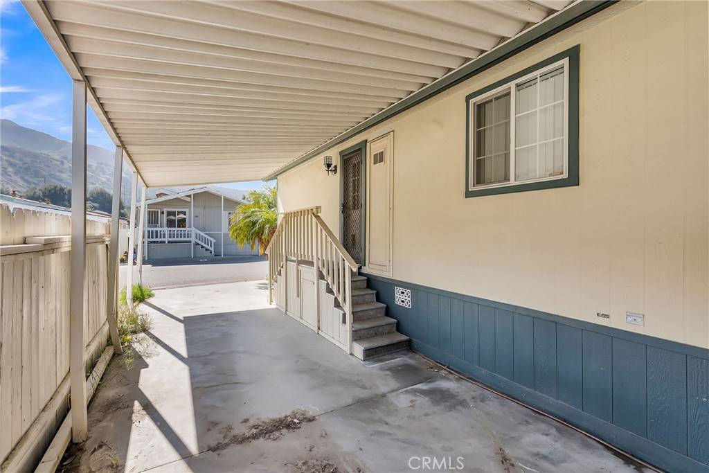 Corona, CA 92880,4901 Green River RD #39
