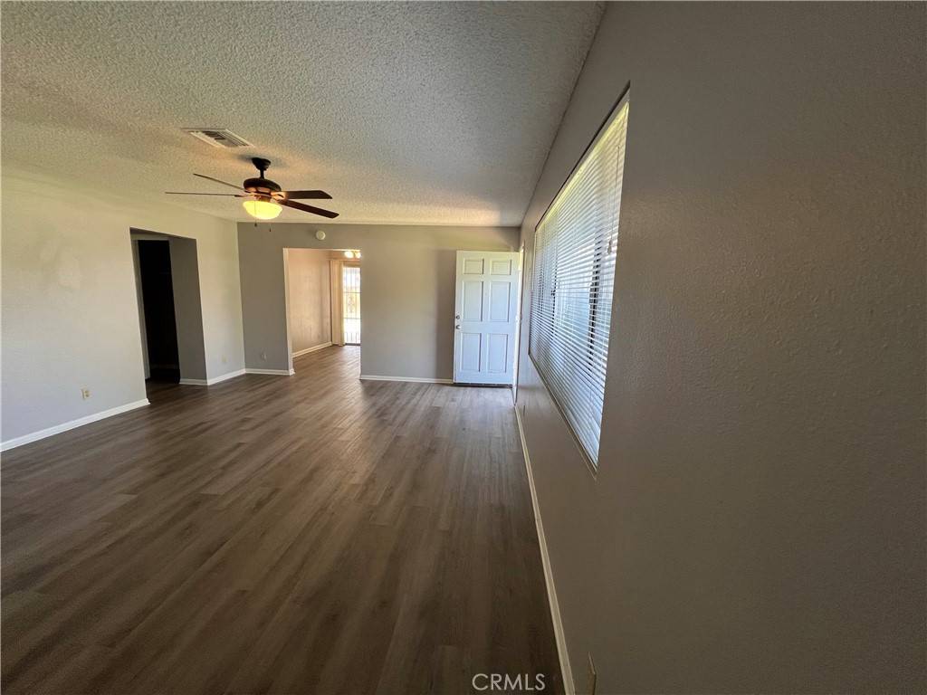 Hemet, CA 92543,1121 E Whittier AVE