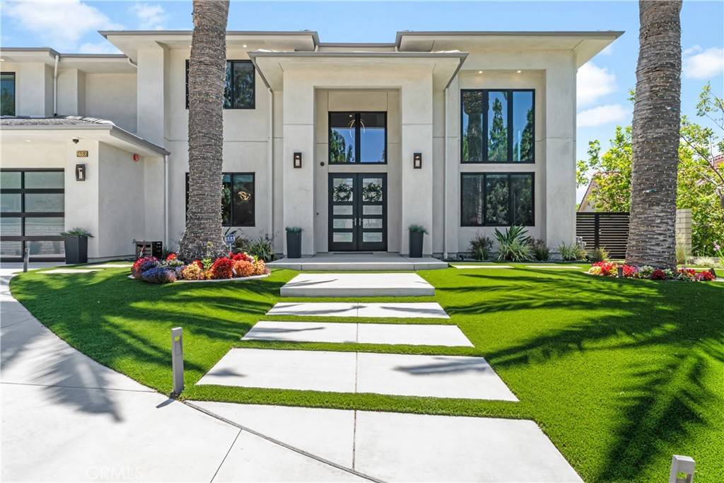 Yorba Linda, CA 92887,27995 Alpine LN