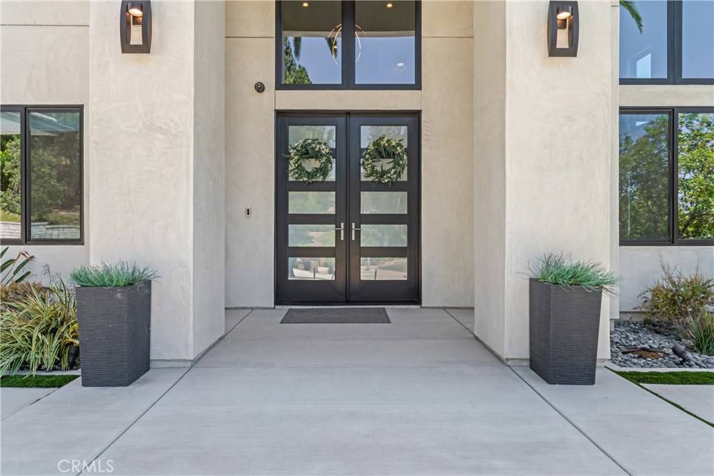 Yorba Linda, CA 92887,27995 Alpine LN