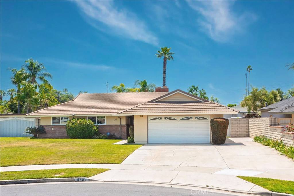 Riverside, CA 92504,8434 Monteel PL