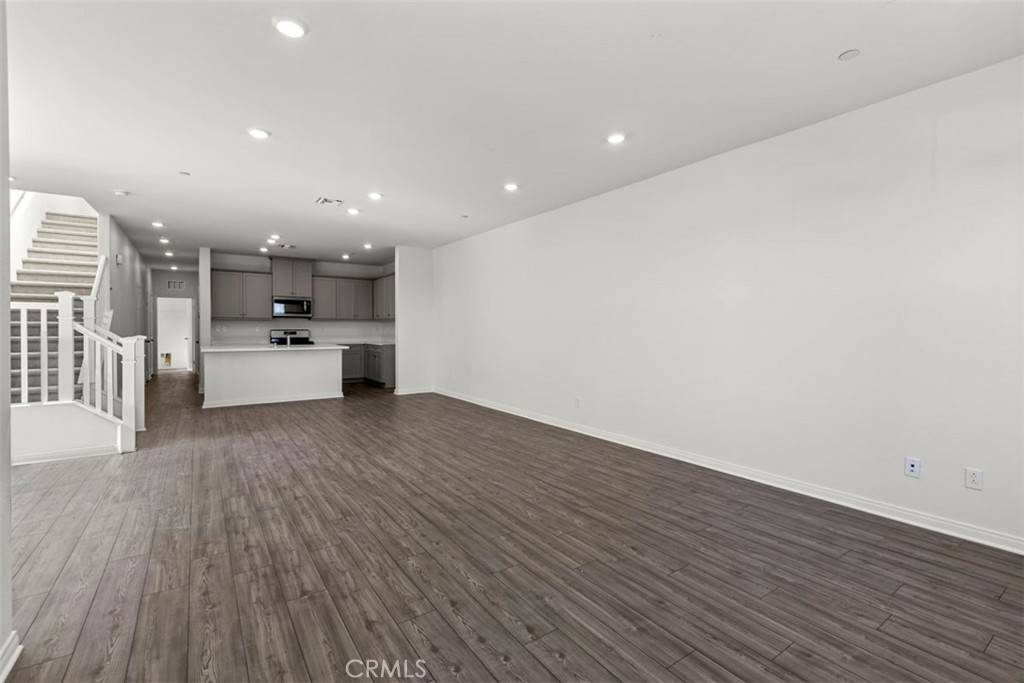 Ontario, CA 91761,4251 S Hermosa Paseo