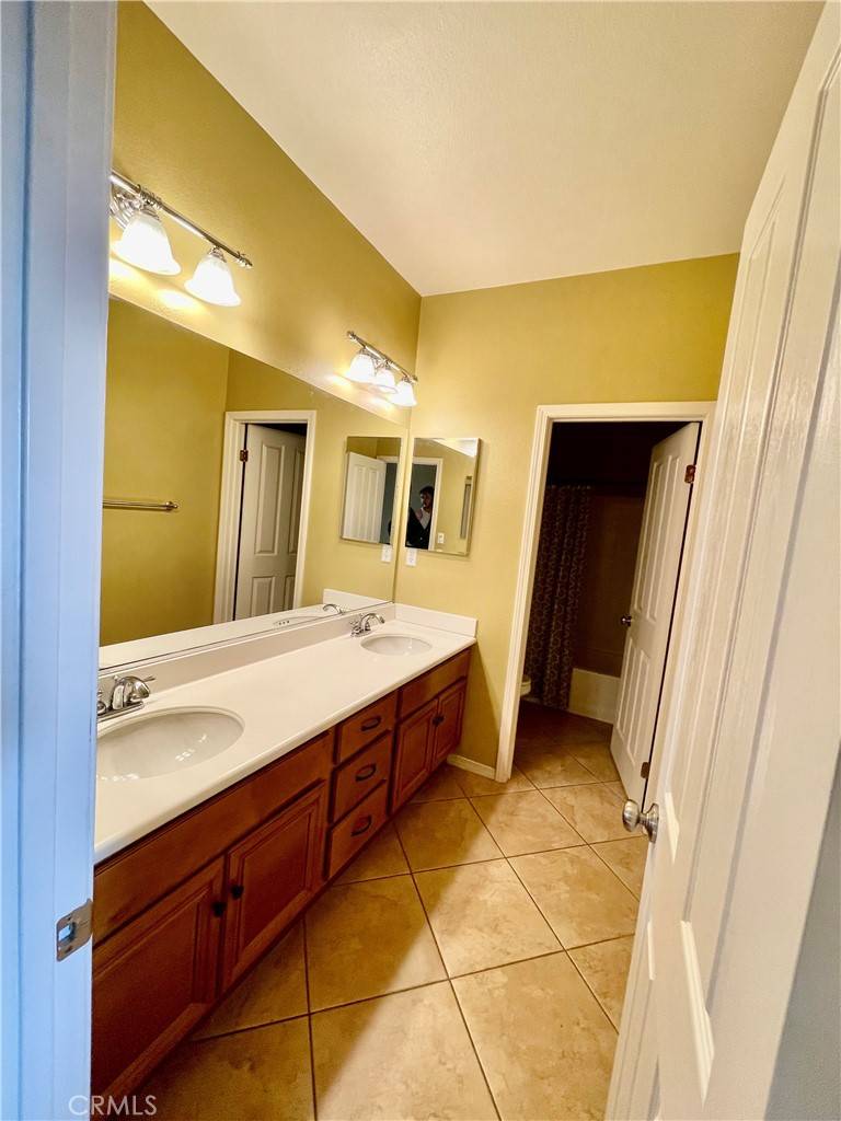 Victorville, CA 92392,13071 Heywood ST