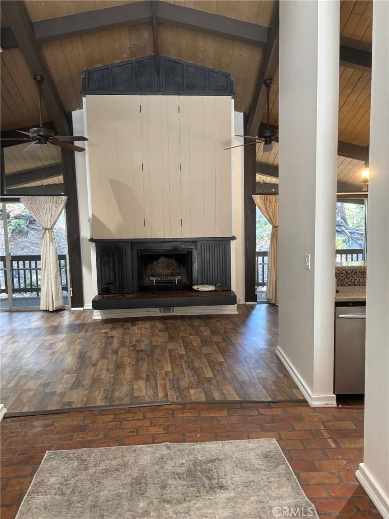 Twin Peaks, CA 92391,872 #6 Sierra Vista DR