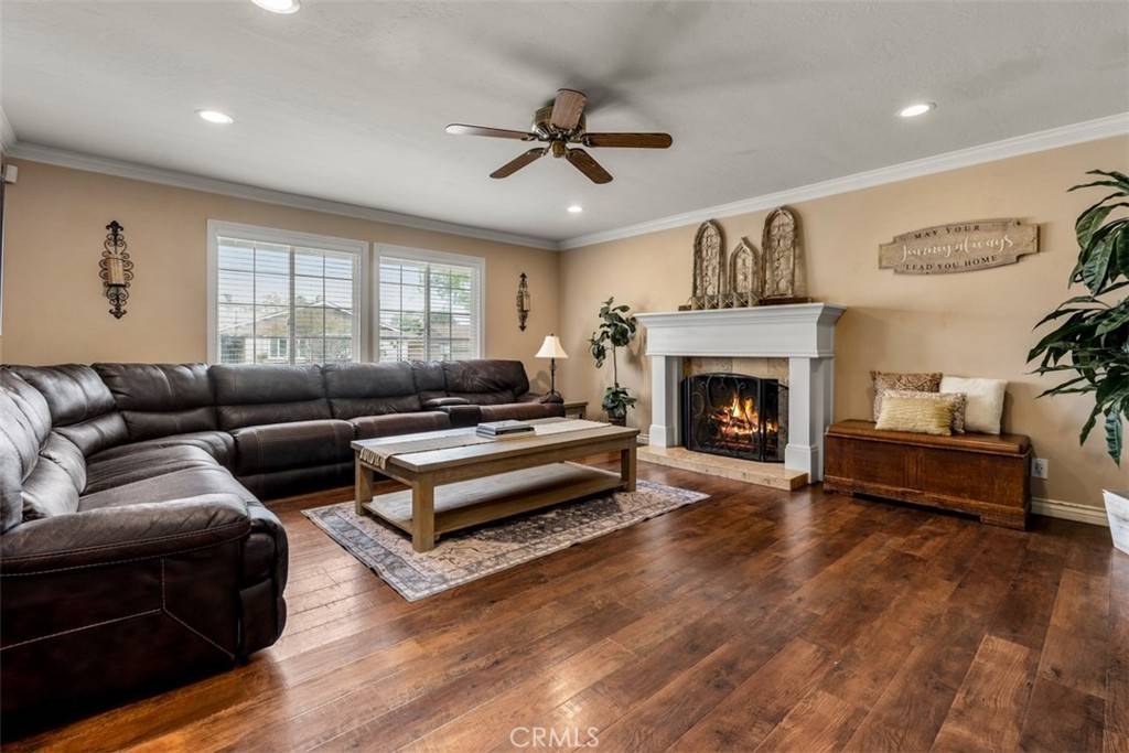 Yorba Linda, CA 92886,5041 Torida WAY