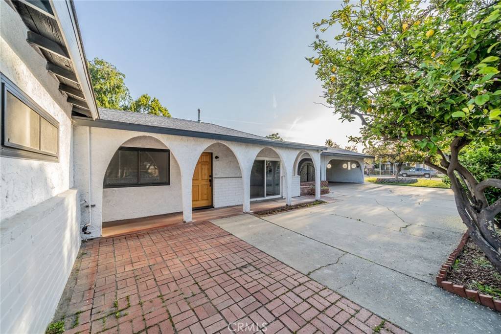 Ontario, CA 91761,932 S Bon View AVE
