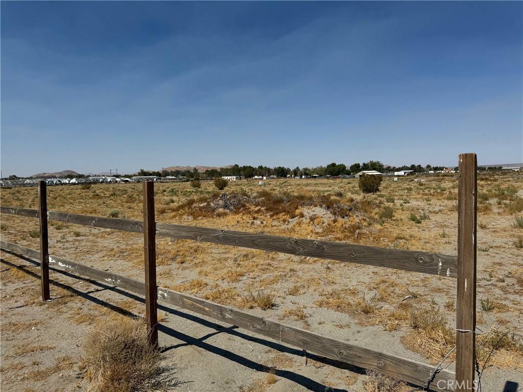 Adelanto, CA 92301,2950 Auburn AVE