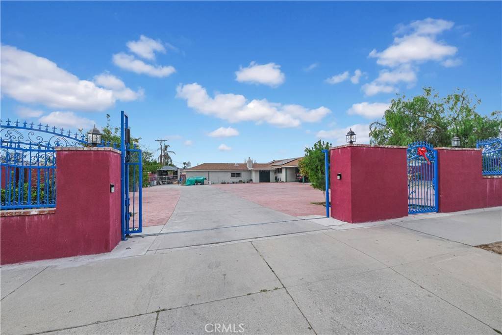 Sylmar, CA 91342,13441 Fenton AVE