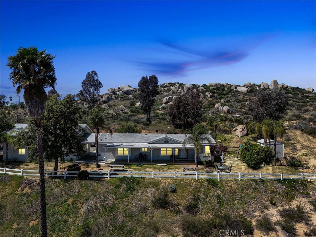 Menifee, CA 92584,25280 Barnes LN