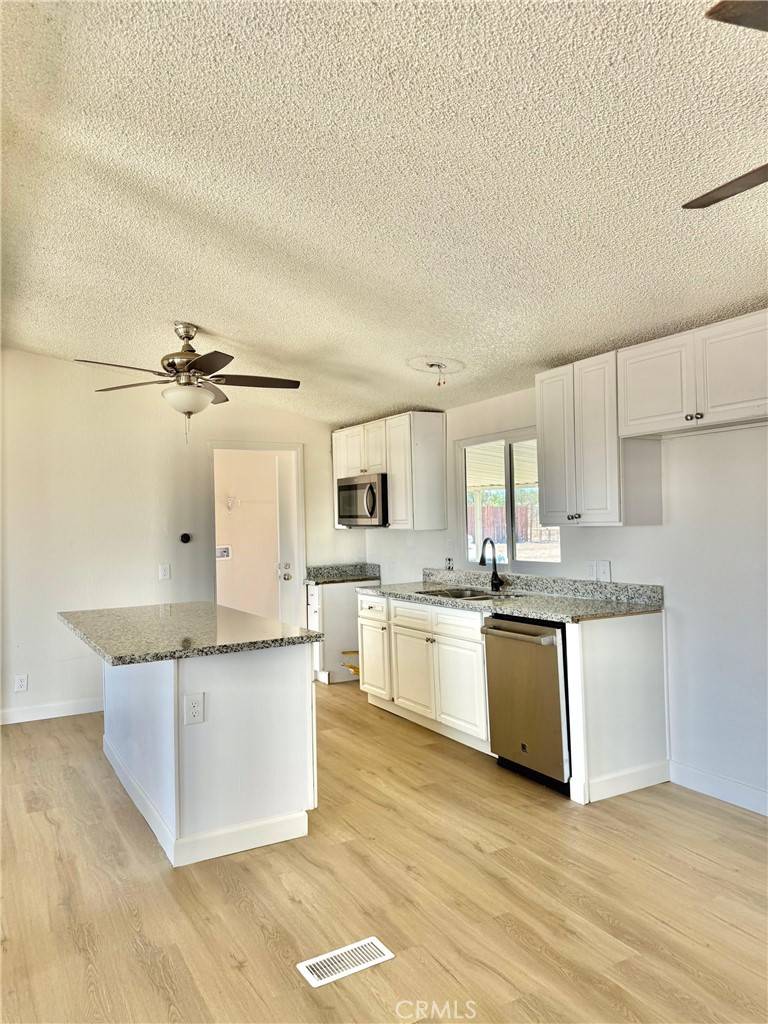 Phelan, CA 92371,12782 Atsina RD