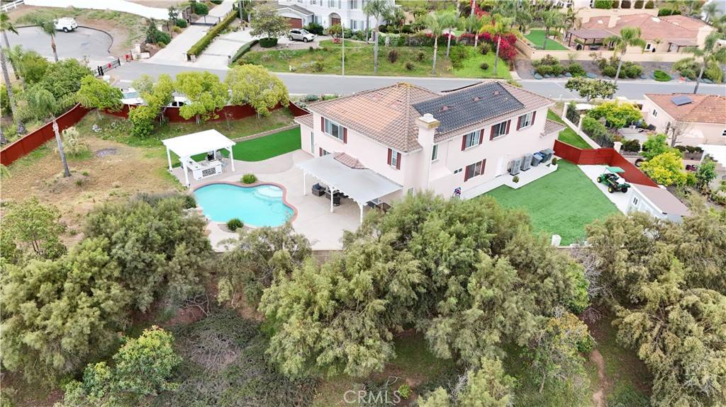 Escondido, CA 92029,1732 Gamble LN