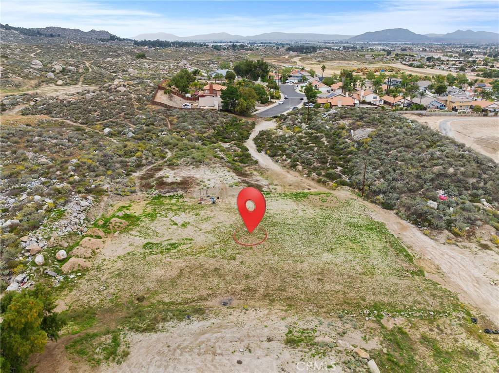 Perris, CA 92570,0 Kruse