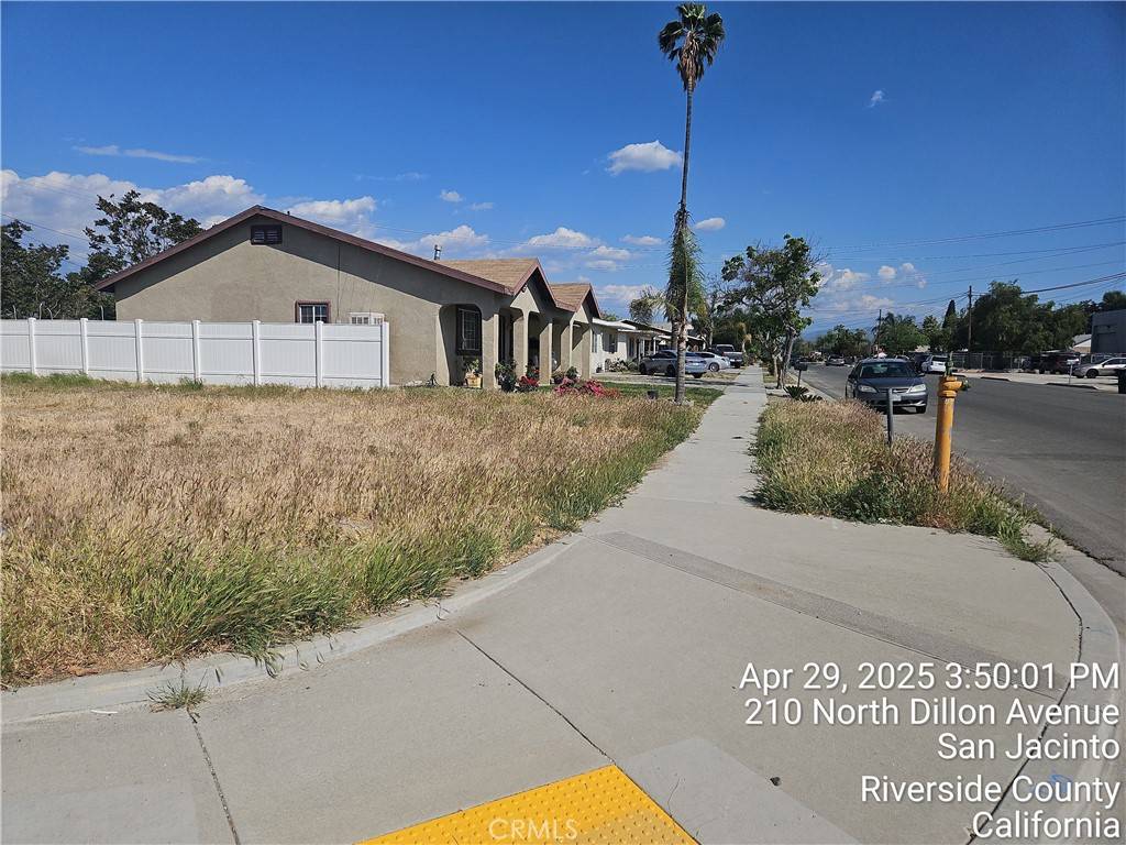 San Jacinto, CA 92583,199 N Dillon AVE