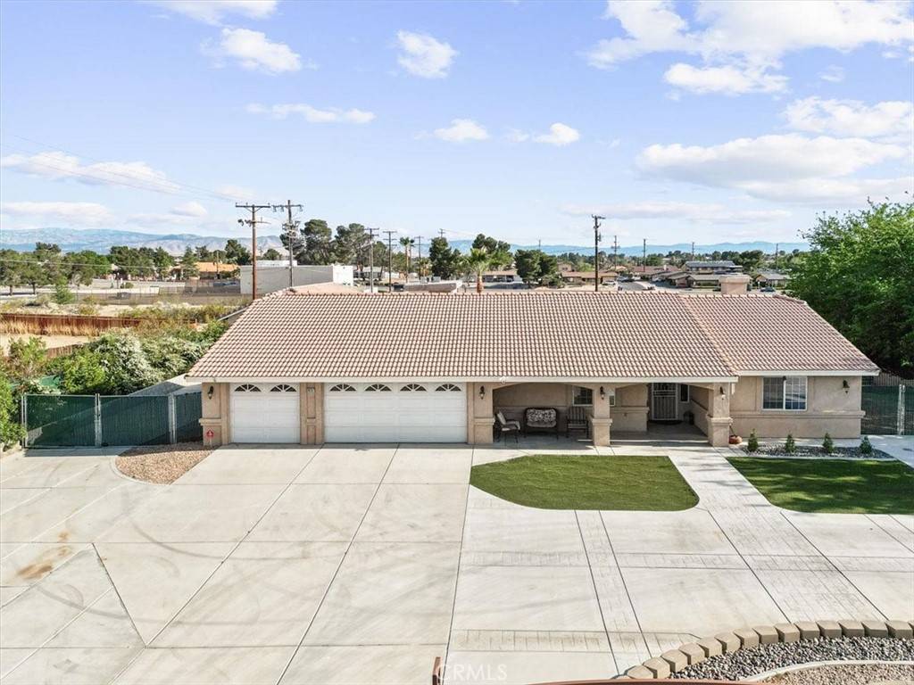 Apple Valley, CA 92307,19287 Allegheny RD