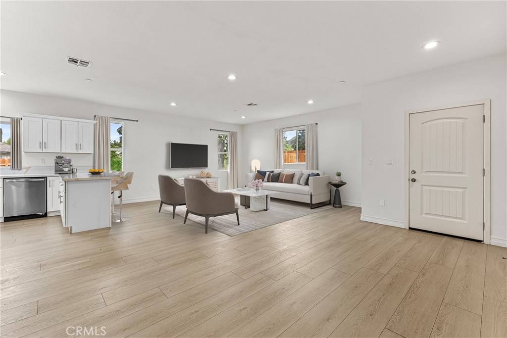 Banning, CA 92220,230 E Hoffer ST