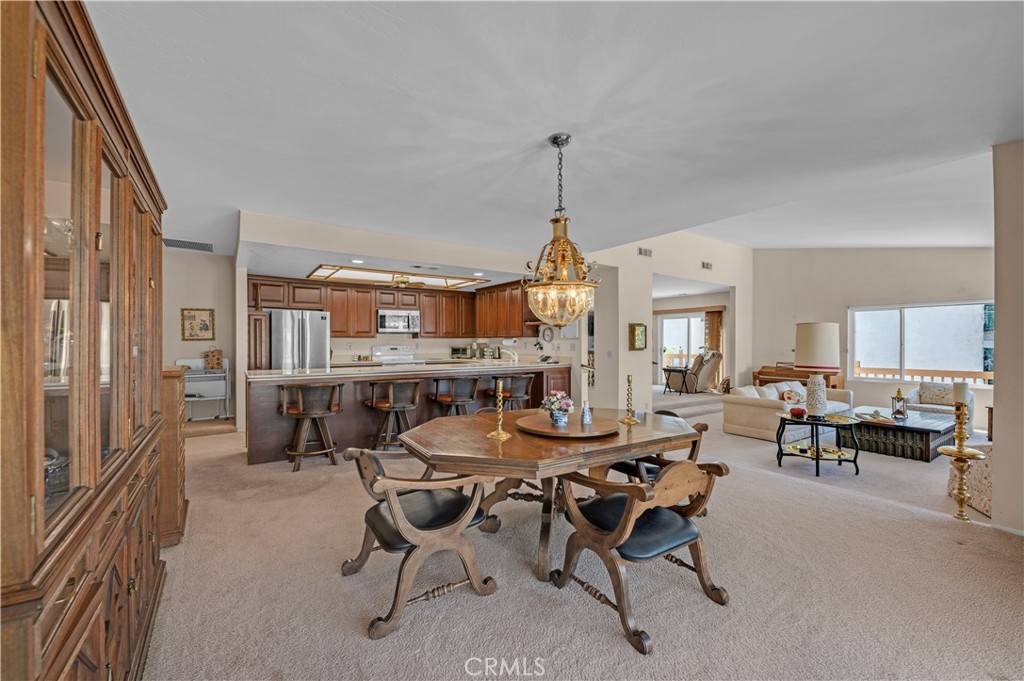 Canyon Lake, CA 92587,23316 Gray Fox DR