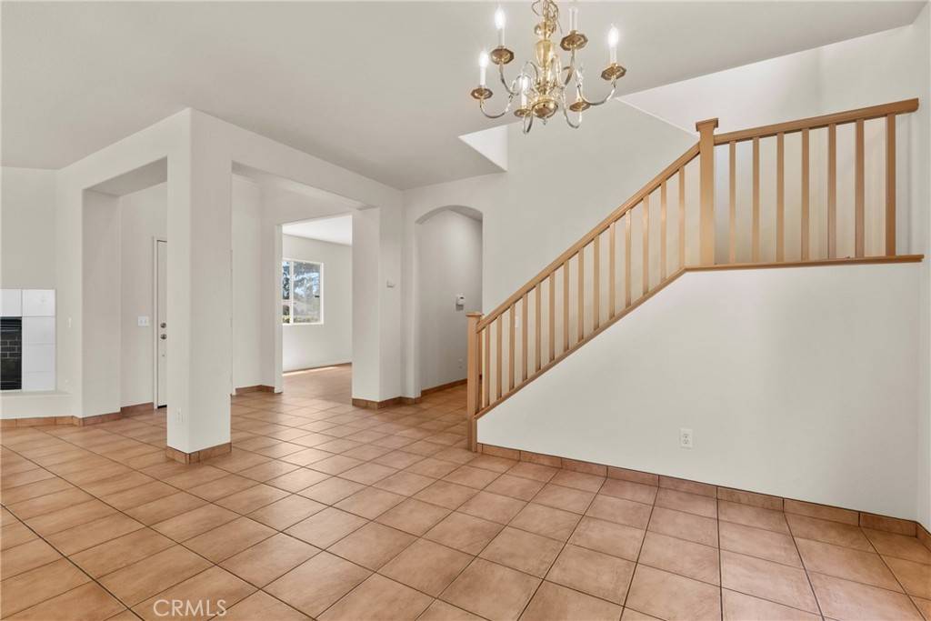 Riverside, CA 92503,16200 Setting Sun CIR