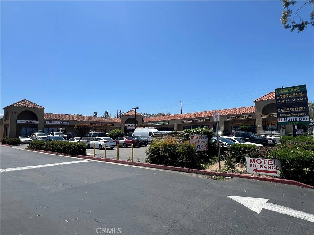 Corona, CA 92882,1252 W 6th ST