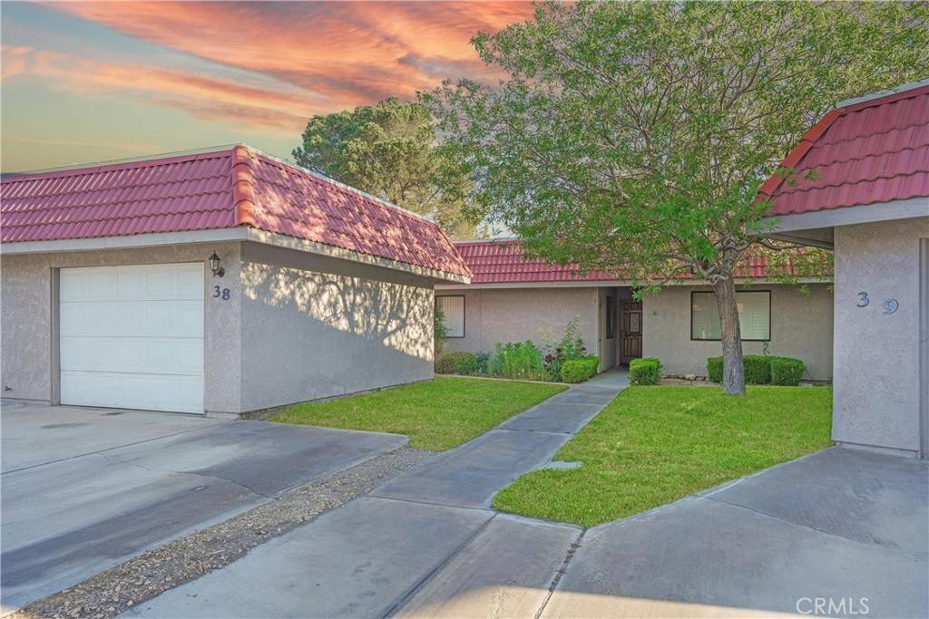 Helendale, CA 92342,27535 Lakeview DR #37