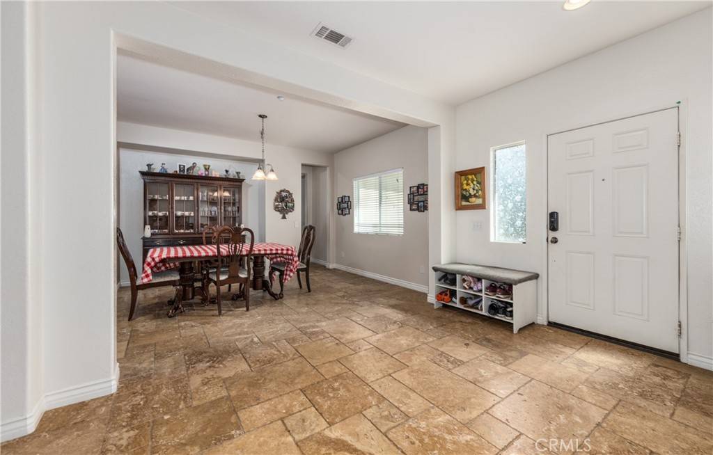 Highland, CA 92346,7840 La Cresta ST