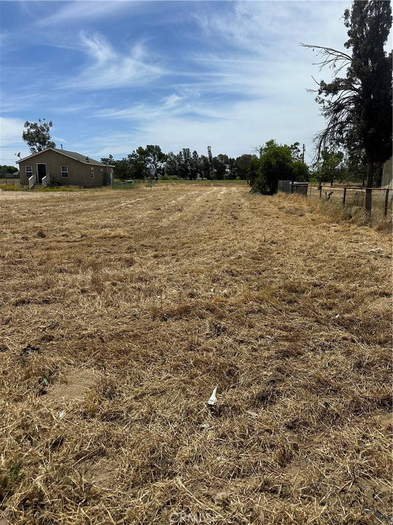 Perris, CA 92570,9 G