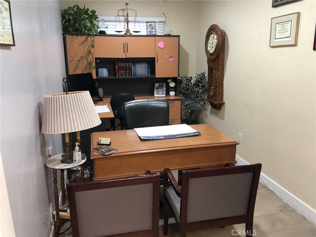 Colton, CA 92324,595 N La Cadena DR
