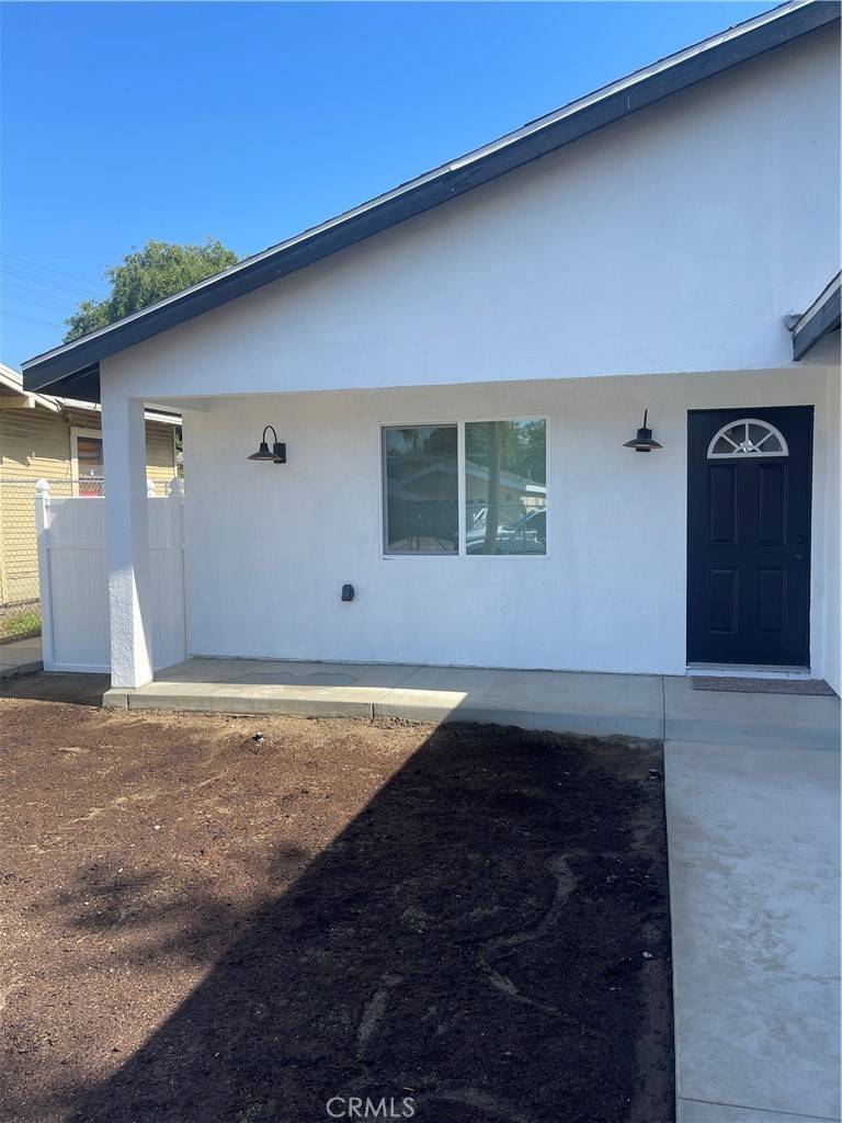 San Bernardino, CA 92405,680 W 21st ST