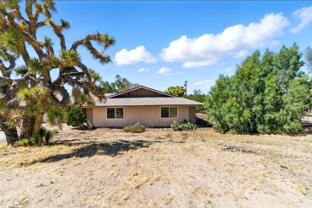 Yucca Valley, CA 92284,56620 Hidden Gold DR