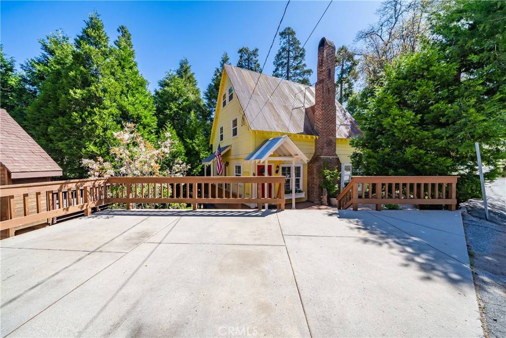 Twin Peaks, CA 92391,795 Glen View LN